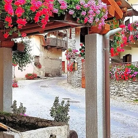 Terra Di Confine 3*